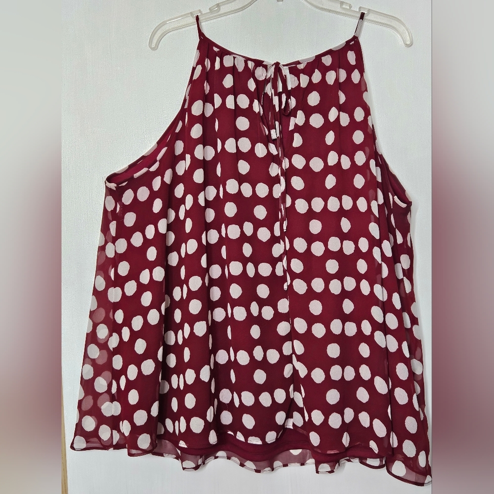 Lane Bryant flowy tank top wine color and white. Size 22 - Picture 6 of 6